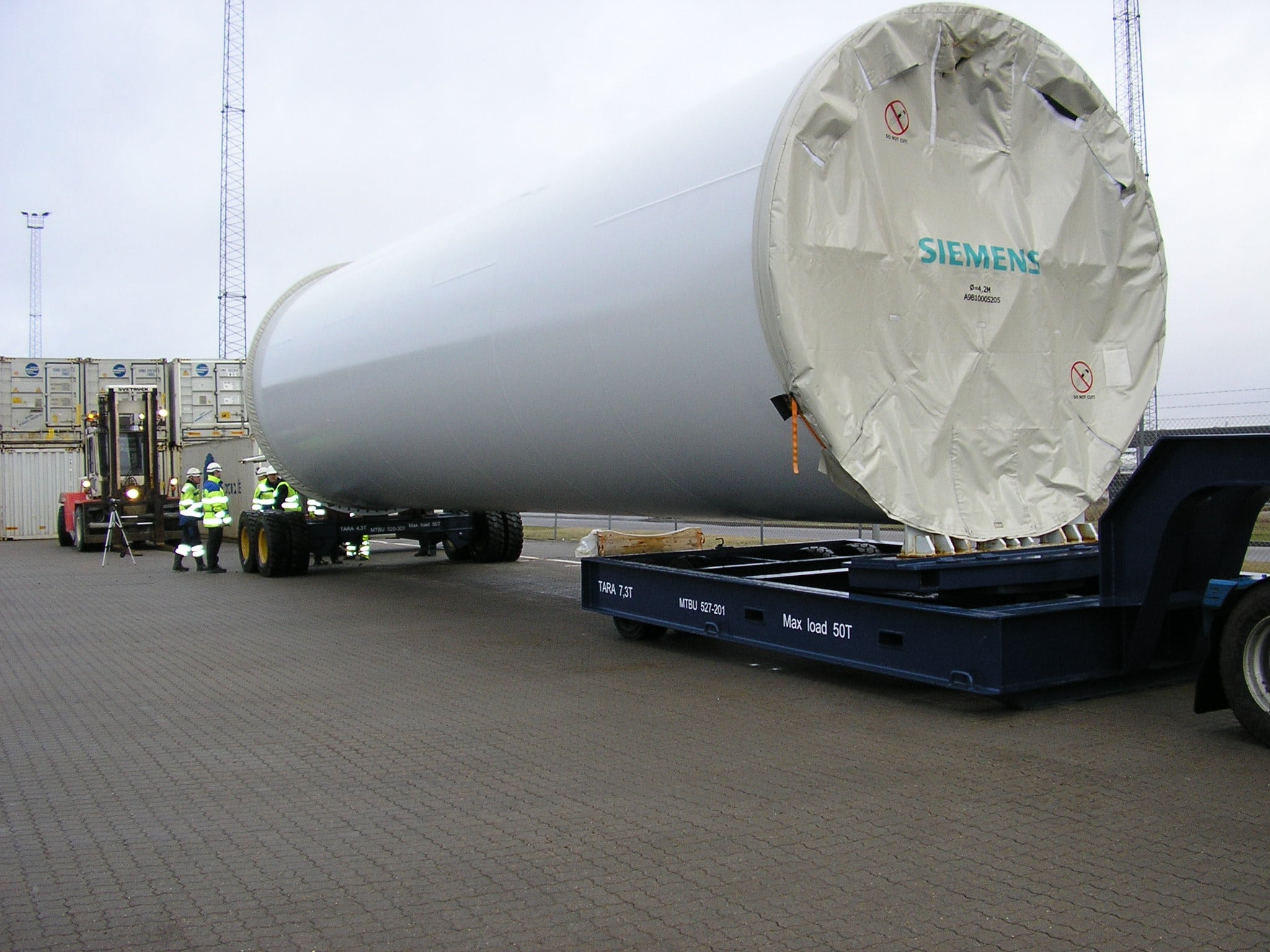 Wind turbine tower transport